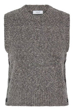 Load image into Gallery viewer, Byoung Bynaima Knitted Vest