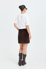Load image into Gallery viewer, Byoung Bydasik Corduroy Skirt Brown