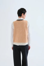Load image into Gallery viewer, Compania Fantastica Orange and White Knitted Vest