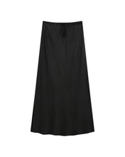 Load image into Gallery viewer, Grace And Mila Talmas Satin Skirt Black