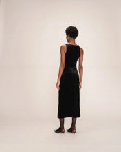 Load image into Gallery viewer, Grace And Mila Velvet Tivoli Dress Black