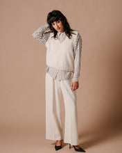 Load image into Gallery viewer, Levi Trousers Ecru