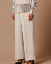 Load image into Gallery viewer, Levi Trousers Ecru