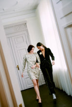 Load image into Gallery viewer, Byoung Byperlina Limited Edition Black Blazer