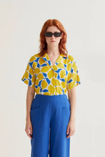 Load image into Gallery viewer, Compania Fantastica Lemons Shirt