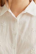 Load image into Gallery viewer, Compania Fantastica Embroidery Detail White Cotton Shirt