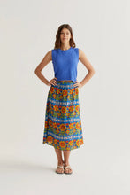 Load image into Gallery viewer, Compania Fantastica Garden Print Midi Skirt