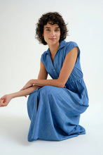 Load image into Gallery viewer, Compania Fantastica Cotton Chambray Midi Dress