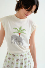 Load image into Gallery viewer, Compania Fantastica Elephant Print T-Shirt
