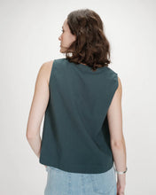 Load image into Gallery viewer, Grace And Mila Vagabond Top Emerald