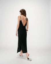 Load image into Gallery viewer, Grace And Mila Wendra Dress Black