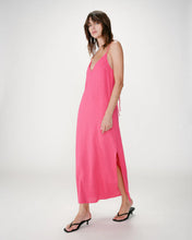 Load image into Gallery viewer, Grace And Mila Wendra Dress Fuchsia