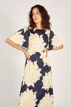 Load image into Gallery viewer, Traffic People Blooming Lovely Rene Dress