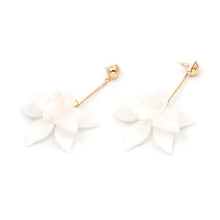 Load image into Gallery viewer, White Flower Drop Earrings