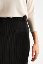 Load image into Gallery viewer, Maylis Pleat Midi Skirt Black