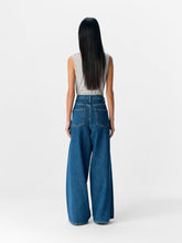 Load image into Gallery viewer, Object Objmallie Wide Leg Jeans