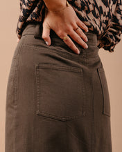 Load image into Gallery viewer, Maureen Skirt Khaki