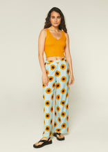 Load image into Gallery viewer, Sunflowers Print Trousers