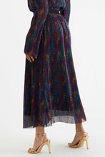 Load image into Gallery viewer, Louche Aldo Plisse Foil Print Midi Skirt