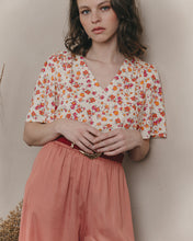Load image into Gallery viewer, Grace And Mila Jules Top Beige