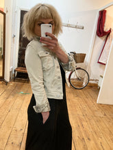 Load image into Gallery viewer, Piro Reversible Jacket In Stone