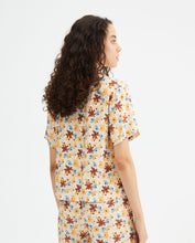 Load image into Gallery viewer, Compania Fantastica Floral Print Shirt