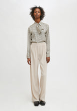 Load image into Gallery viewer, Compania Fantastica Geometric Zigzag Print Blouse With Collar