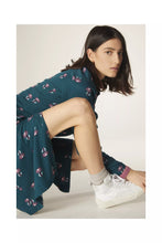 Load image into Gallery viewer, Compania Fantastica Daisy Print Midi Dress