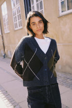 Load image into Gallery viewer, Byoung Byosmila Cardigan Dark Grey
