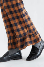 Load image into Gallery viewer, Compania Fantastica Checked Cotton Trousers
