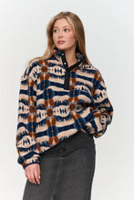 Load image into Gallery viewer, 24 Colours Berlin Abstract Fleece Sweater
