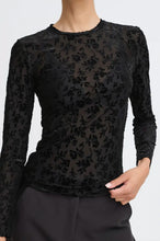 Load image into Gallery viewer, Byoung Byshirley Floral Top

