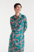 Load image into Gallery viewer, Compania Fantastica Leopard Print Crepe Shirt
