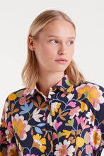 Load image into Gallery viewer, Compania Fantastica Baboushka Print Shirt

