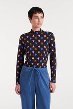 Load image into Gallery viewer, Compania Fantastica Potpourri Print Top
