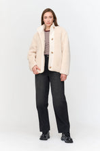 Load image into Gallery viewer, 24Colour Off White Teddy Jacket
