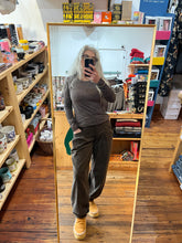 Load image into Gallery viewer, Marta Du Chateau Lace Cuff Top Chocolate
