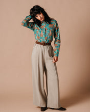 Load image into Gallery viewer, Lazare Trousers Light Green
