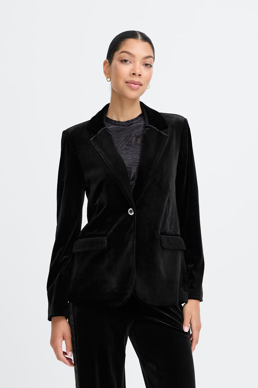 Byoung Byperlina Limited Edition Black Blazer