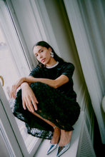 Load image into Gallery viewer, Byoung Byperlina Velvet Black Top
