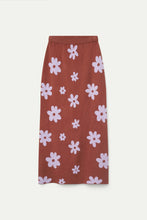 Load image into Gallery viewer, Brown Floral Print Knitted Jacquard Skirt
