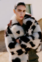 Load image into Gallery viewer, Byoung Bybemio Cow Print Coat
