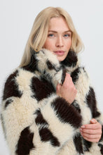 Load image into Gallery viewer, Byoung Bybemio Cow Print Coat
