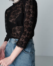 Load image into Gallery viewer, Navi Lace Top Black
