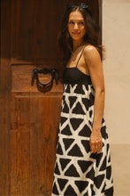 Load image into Gallery viewer, Traffic People Broken Promises Dress
