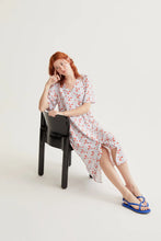 Load image into Gallery viewer, Compania Fantastica Ditsy Floral Midi Dress
