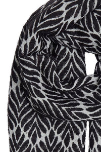 Byoung Bavileaf Acorn Scarf Black Mix