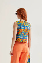 Load image into Gallery viewer, Compania Fantastica Garden Print Top
