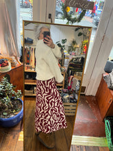 Load image into Gallery viewer, Byoung Byjosa Skirt Pomegranate
