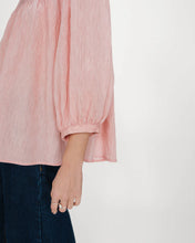 Load image into Gallery viewer, Grace And Mila Vanille Balloon Sleeve Blouse Rose
